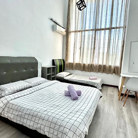 Springfield 3-Storey Cheerful Townhouse #Yoyo Homestay SDK 외부 사진