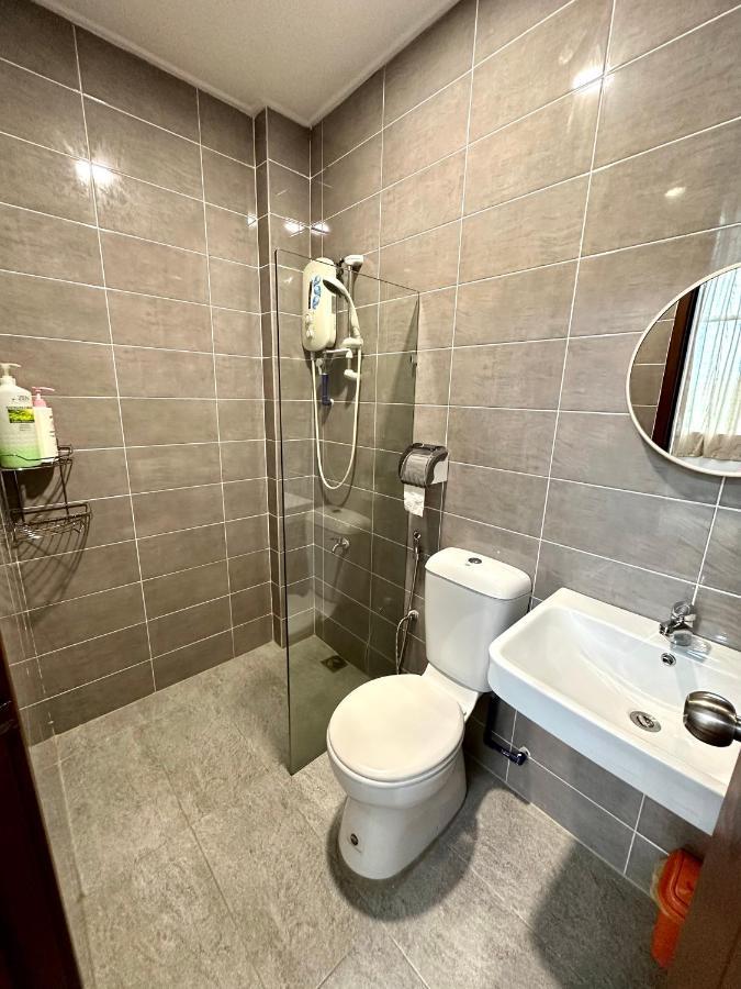 Springfield 3-Storey Cheerful Townhouse #Yoyo Homestay SDK 외부 사진