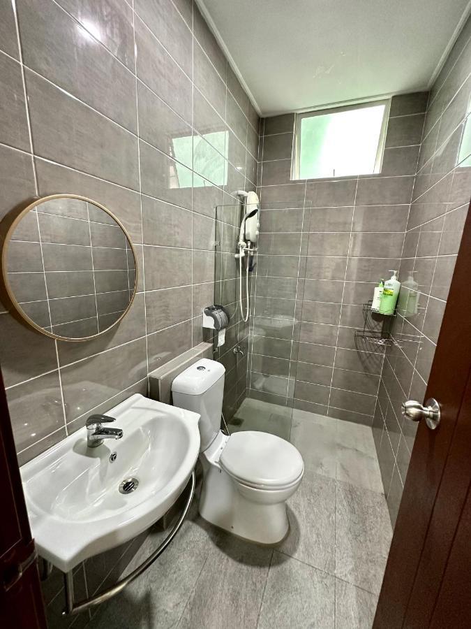 Springfield 3-Storey Cheerful Townhouse #Yoyo Homestay SDK 외부 사진
