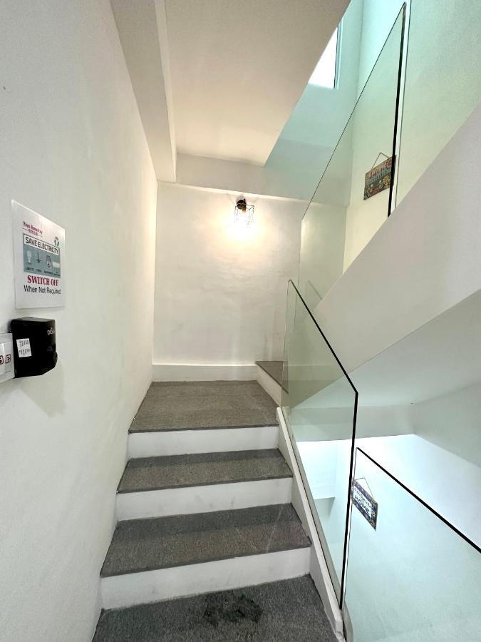 Springfield 3-Storey Cheerful Townhouse #Yoyo Homestay SDK 외부 사진