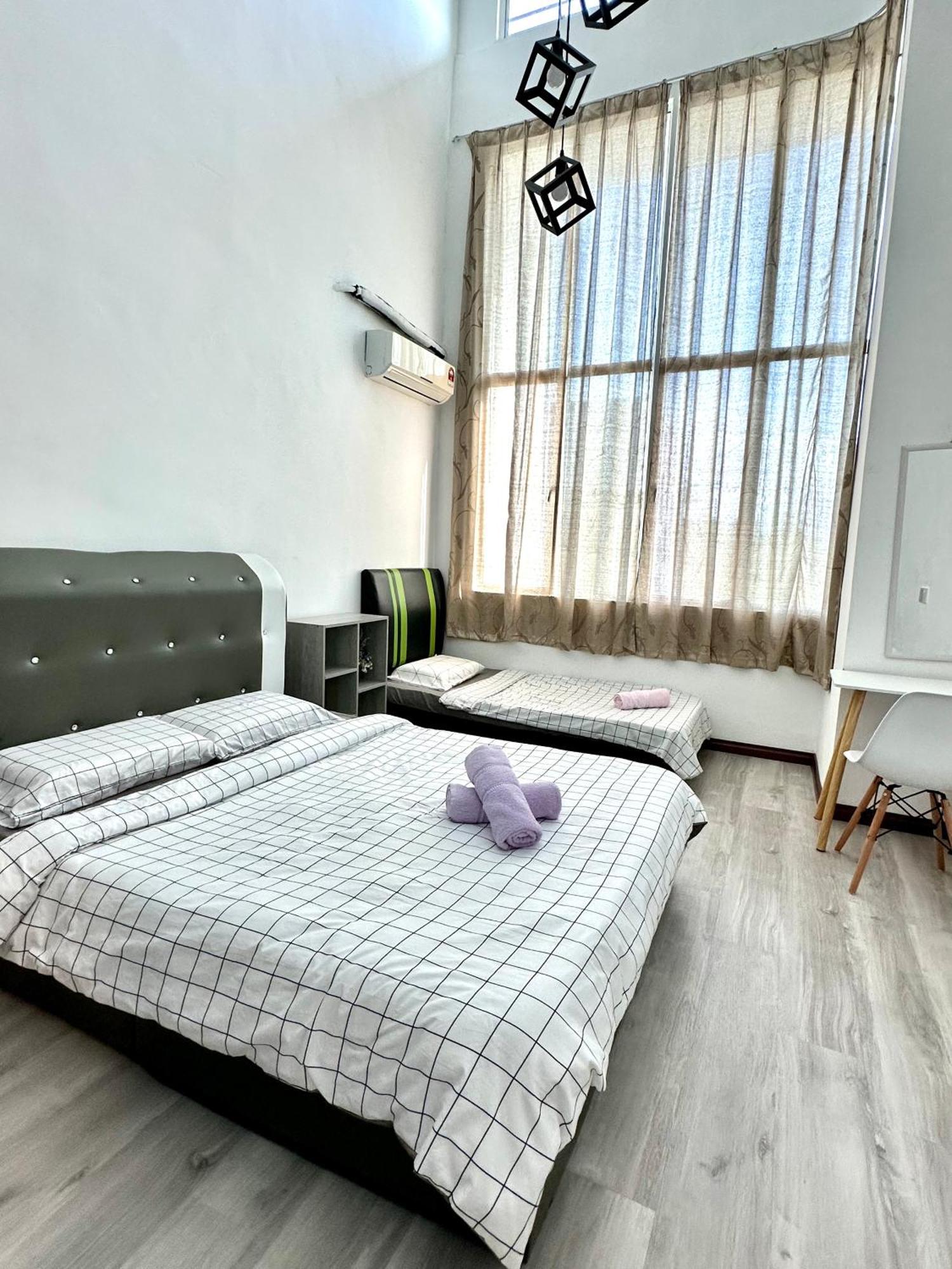 Springfield 3-Storey Cheerful Townhouse #Yoyo Homestay SDK 외부 사진